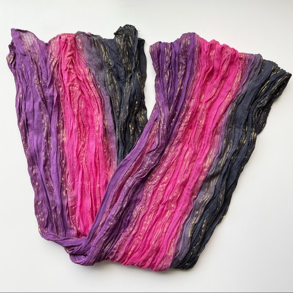 ๐ 3/$20 Colourful Festive Scarf - Picture 3 of 12